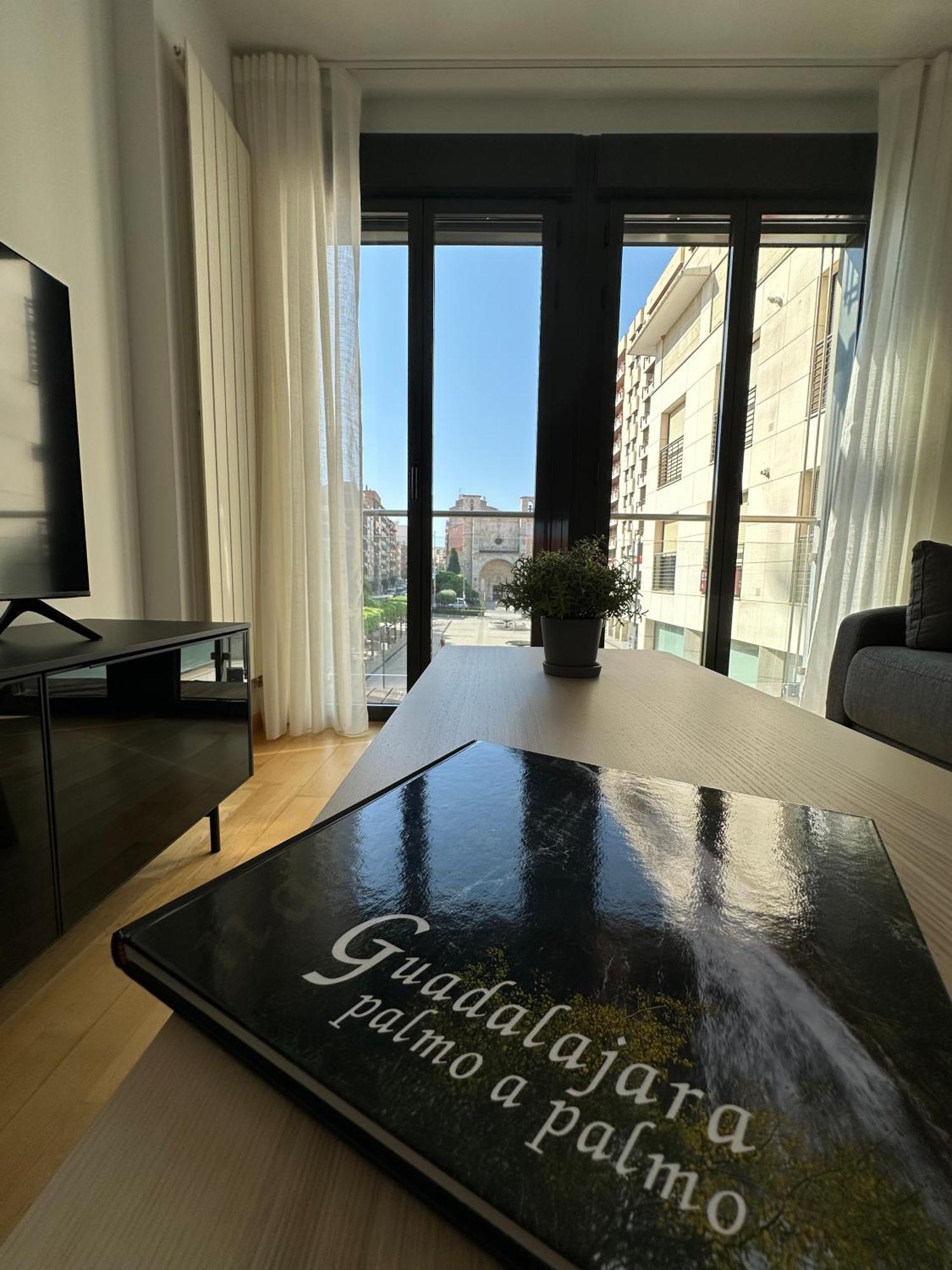 At Home Santo Domingo Γουαδαλαχάρα Εξωτερικό φωτογραφία